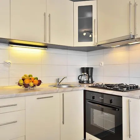 Daire Aspalathos Dream Split